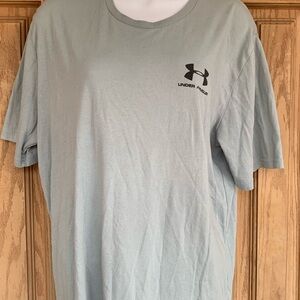 💚3/$25 Under Armour Men's Light Gray Short Sleeve Large Tee